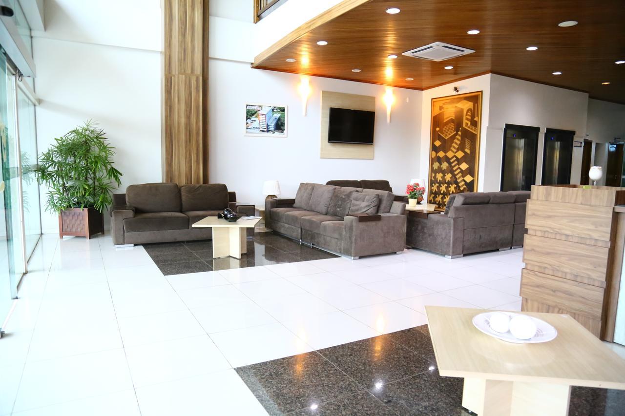 Swamy Hotel Крузейро до Сул Екстериор снимка